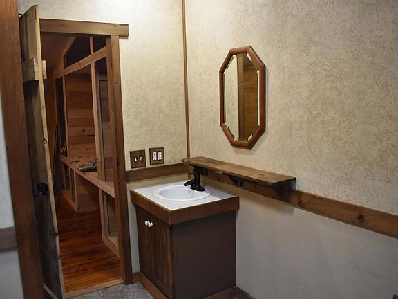 Master Bathroom Sink