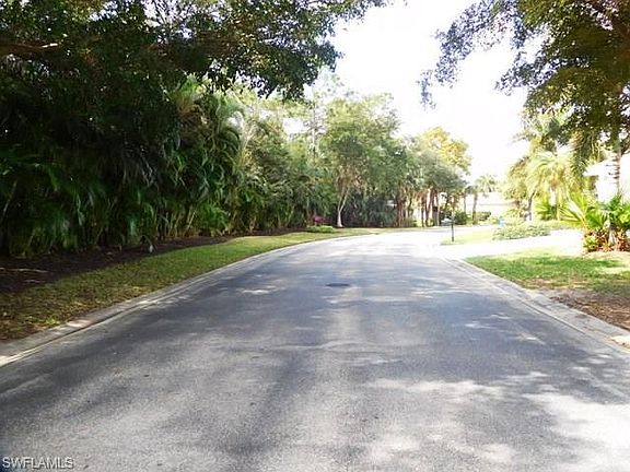 2nd image of 25857 Pebblecreek Dr