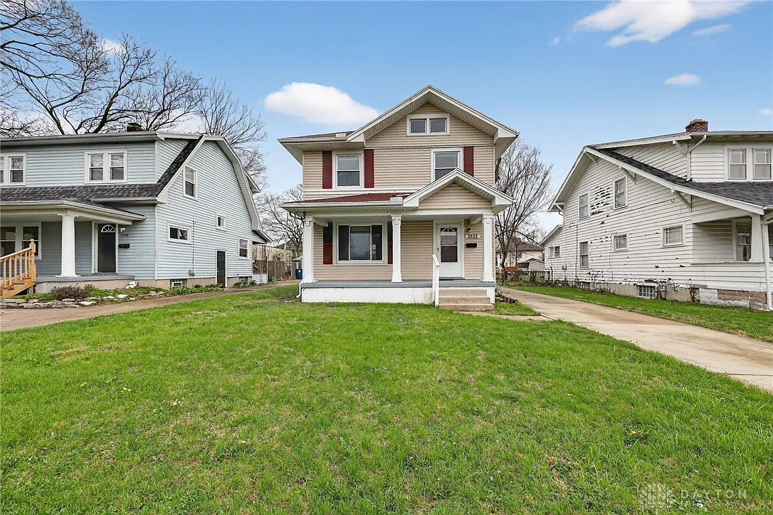 2532 Ravenwood Ave photo 1