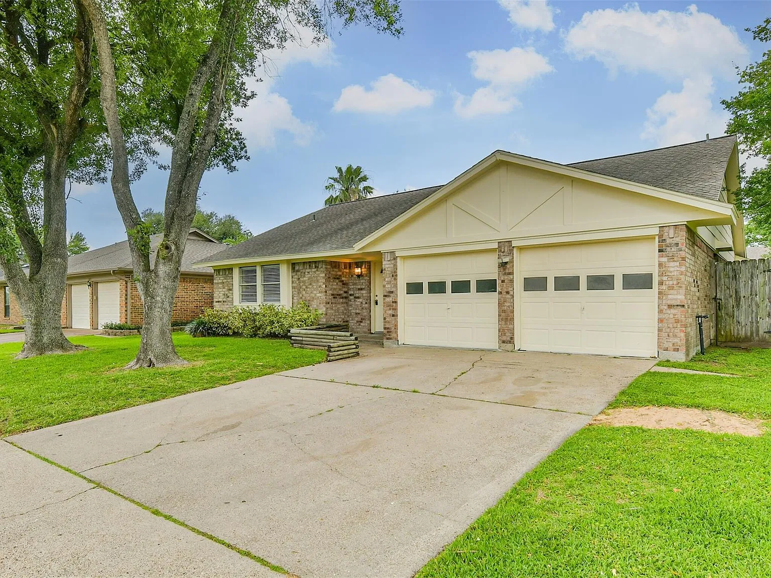 3 bed, 2.0 bath, 1753 sqft, $2,500 — Photo 2