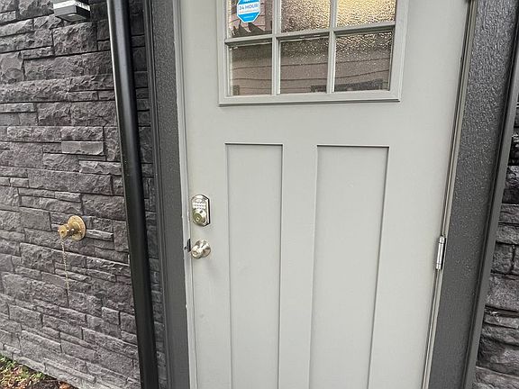 2nd image of 7624 Pacific Ave