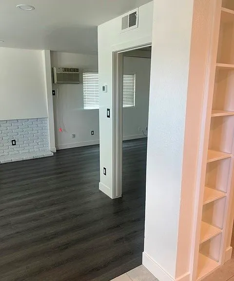 16908 S New Hampshire Ave — Photo 10