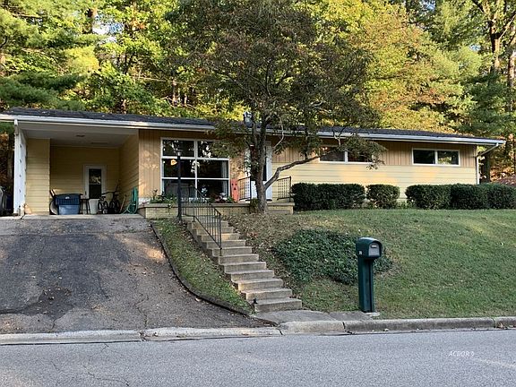 2nd image of 20 Briarwood Dr