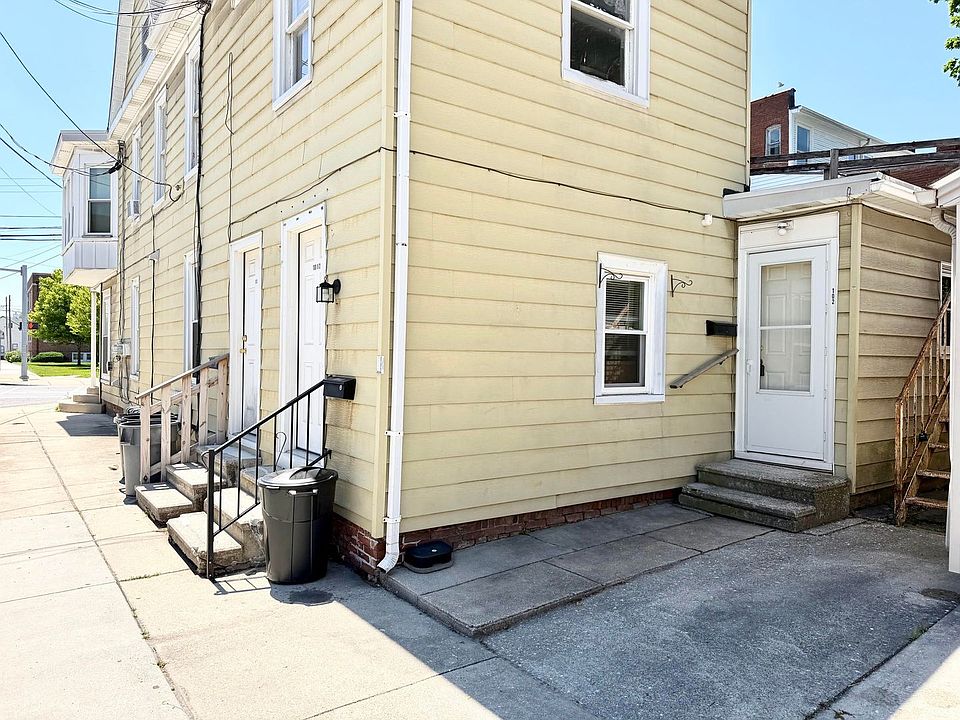 1st image of 102 E Middle St