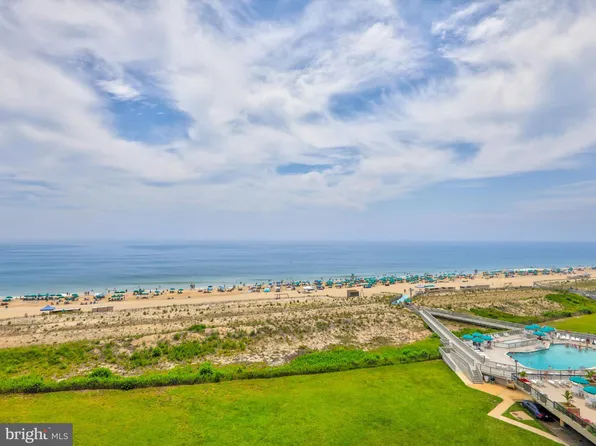 810 Dover House Rd, Bethany Beach, DE 19930
