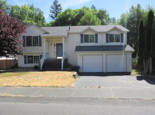 7520 38th Dr SE, Lacey, WA 98503