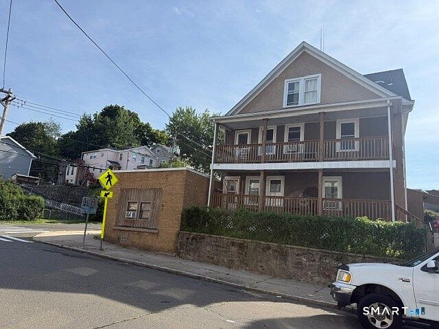 2nd image of 55 Hawkins Street