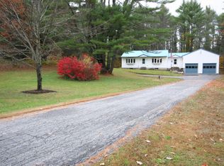 25 Fairview Ave, Gray, ME 04039