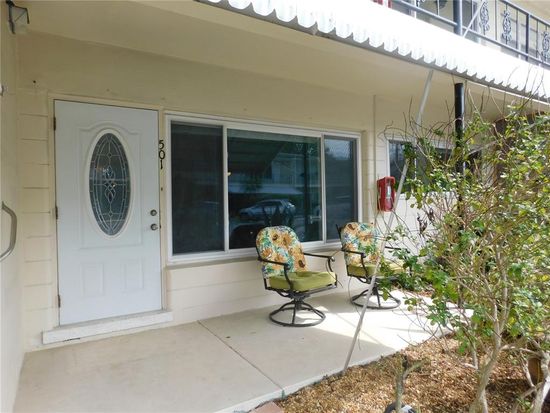 4143 57th St N APT 501, Kenneth City, FL 33709