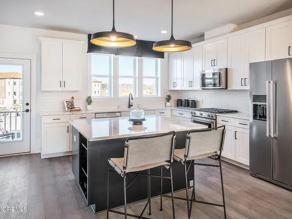 83 Driftwood Circle, Oceanport, NJ 07757