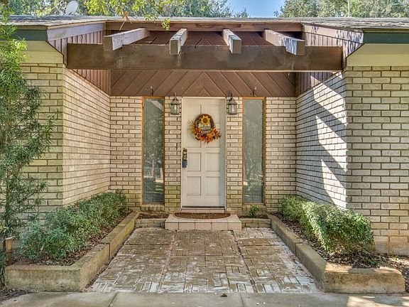 4th image of 109 Live Oak Dr