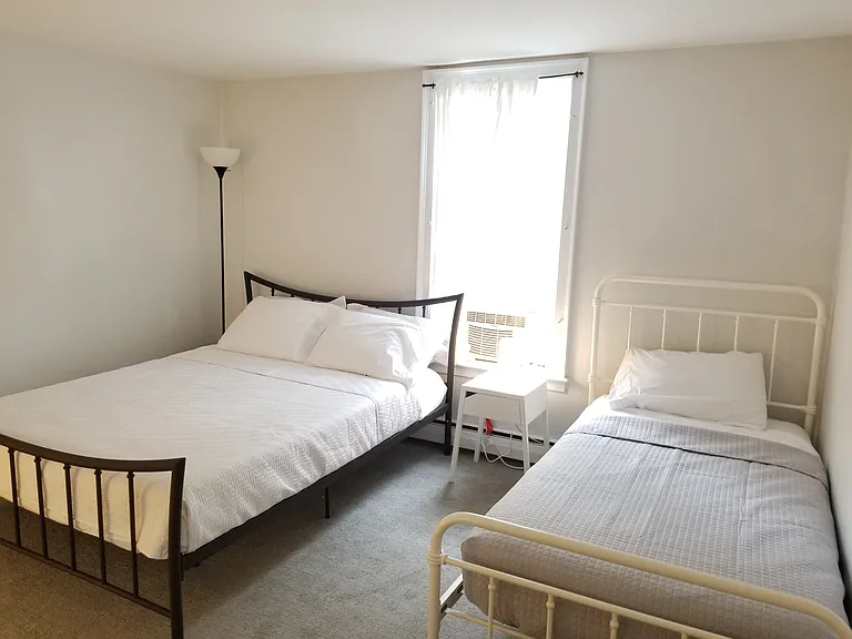 78 Thames St #2 — Photo 12