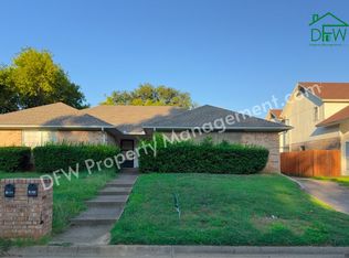 4011 Ridgebrook Dr, Arlington, TX 76015