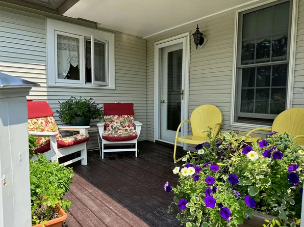 1001 Edgewater Rd, Fort Atkinson, WI 53538