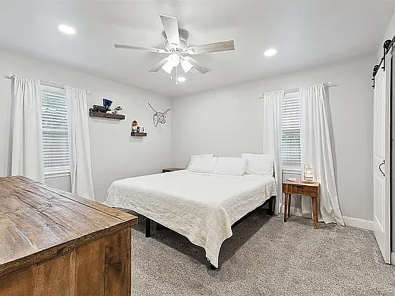 10609 N McKinley Ave — Photo 30