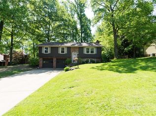 3135 McClellan Dr, Greensburg, PA