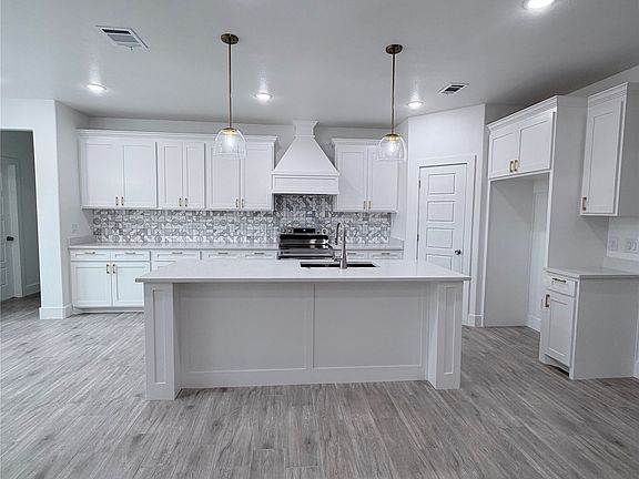 5th image of 200 Kilkenny Rd