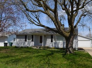 3006 W Amherst Rd, Muncie, IN 47304