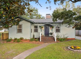 710 Magnolia Ave, Ocean Springs, MS 39564