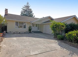 7366 Oak Leaf Dr, Santa Rosa, CA 95409