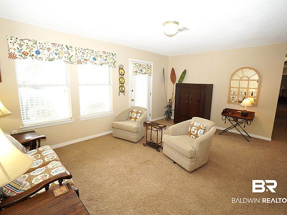 5th image of 2200 W 2nd St #204-A