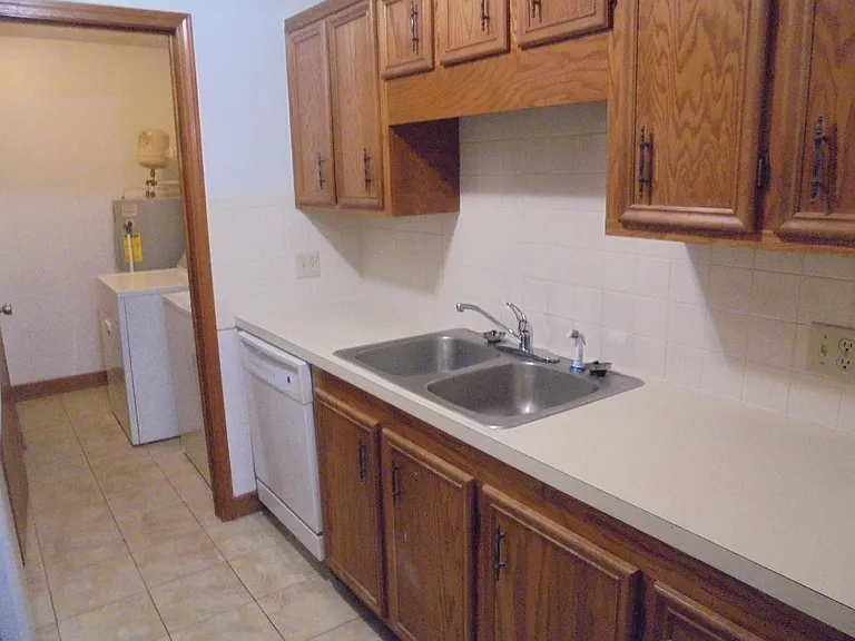 316A Windsor Manor Way — Photo 2