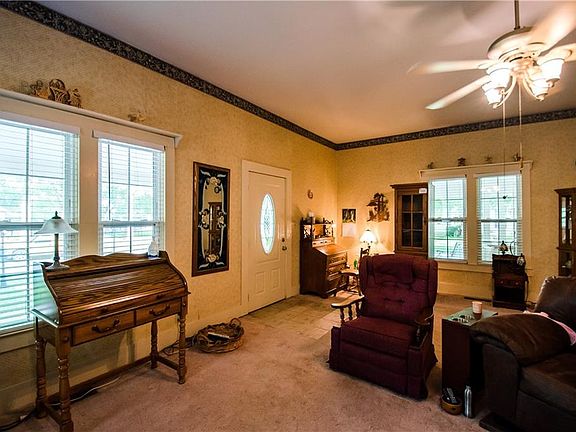 4th image of 408 N Taylor Ave