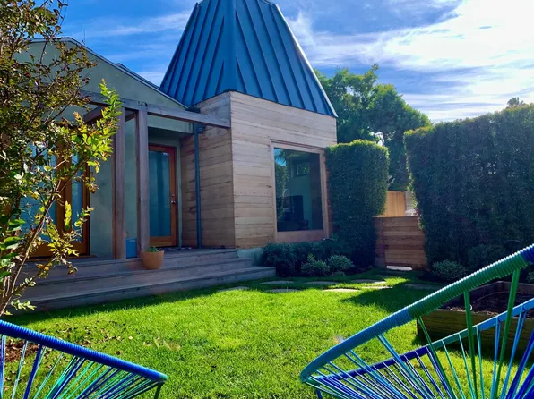 1076 Nowita Pl, Venice, CA 90291