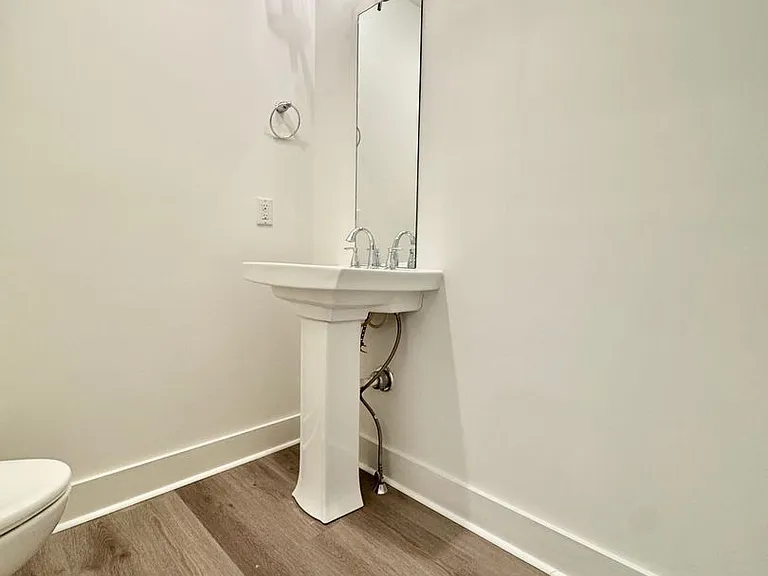 5706 Burgess Ave — Photo 14