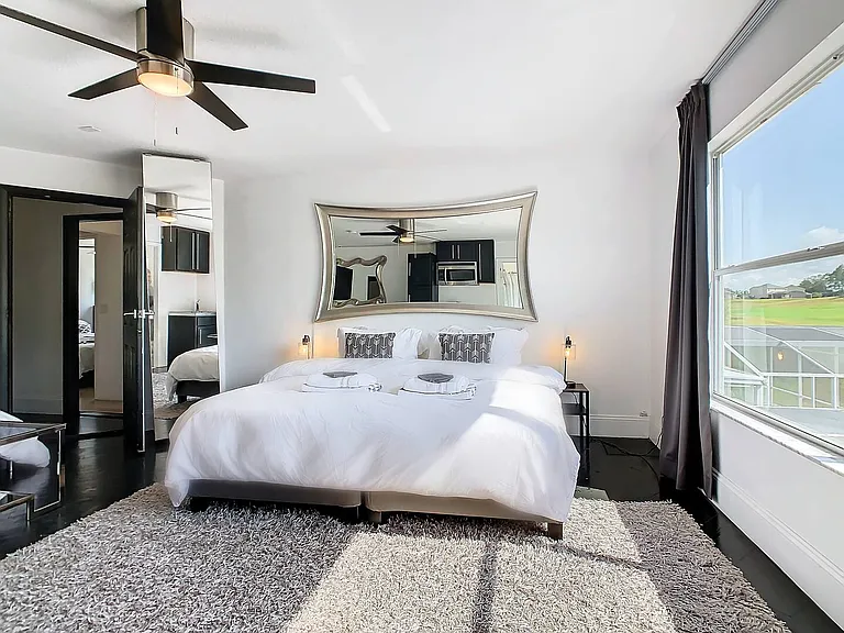 Enjoy stunning golf course view and choose between a king bed or two twins, plus a comfortable sofa.