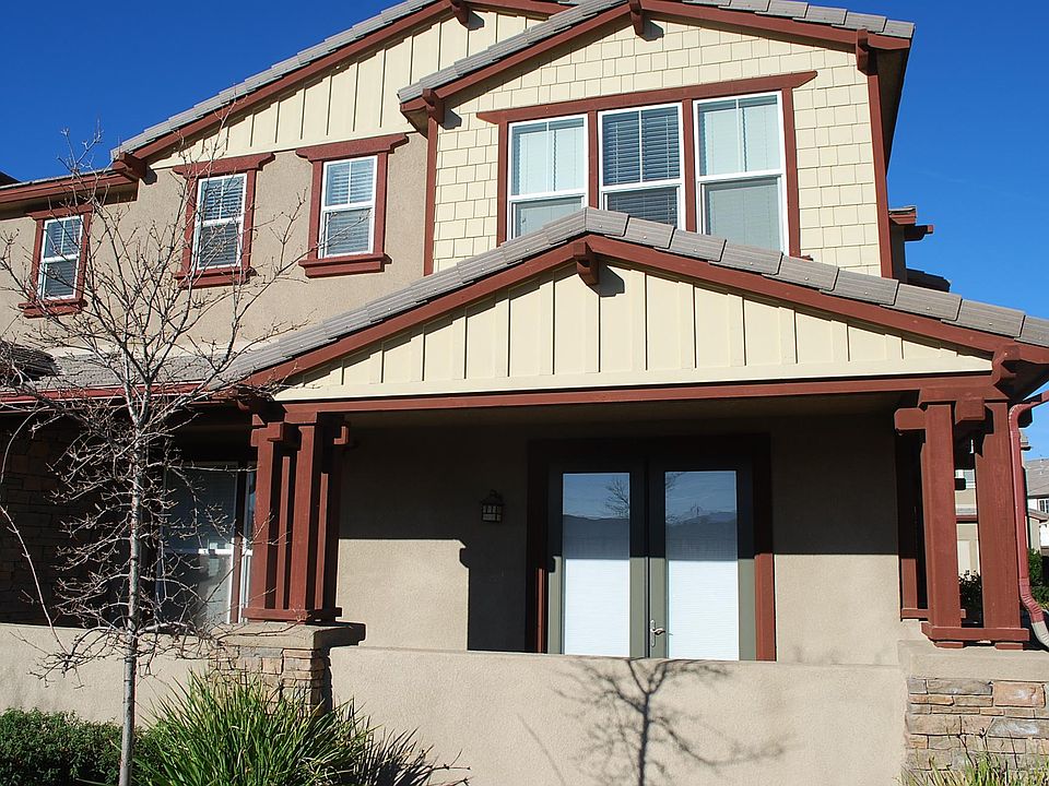 1st image of 28652 Pietro Dr