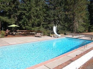 1871 Lonnon Rd, Grants Pass, OR 97527