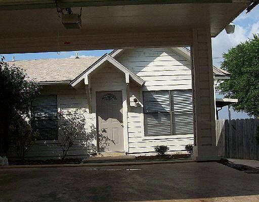 1st image of 8414 DIXON RIDGE DR #0