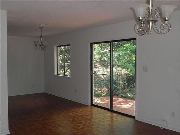 2nd image of 3537 Lakeshore Drive Dr