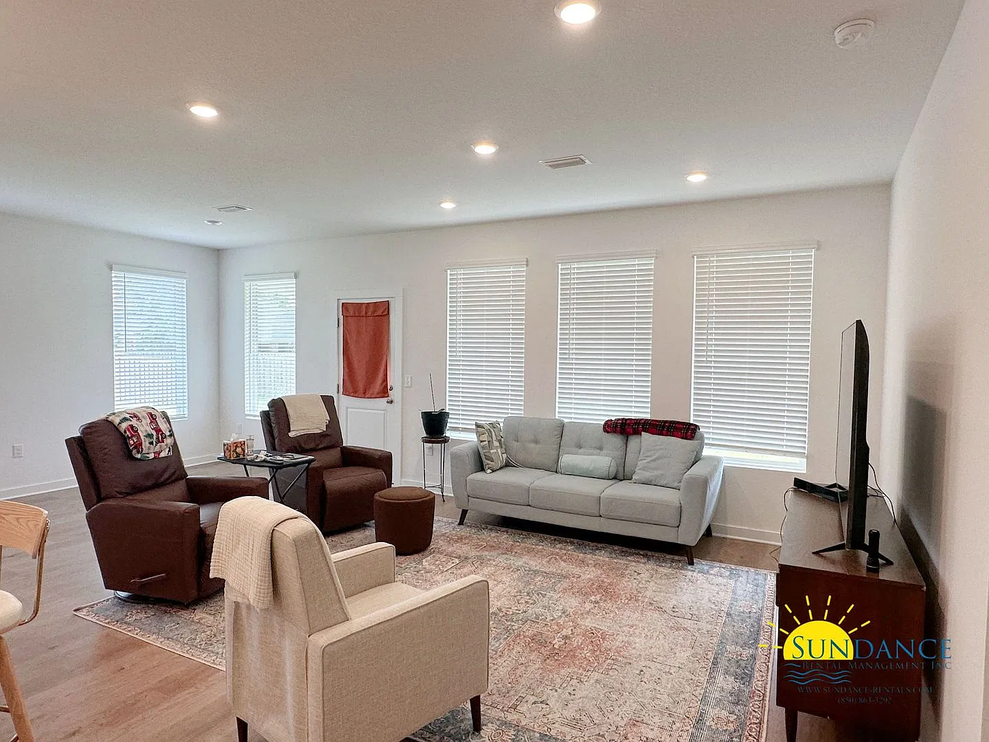 Spacious 4-Bedroom Home in Gated Stonechase Community! — Photo 3