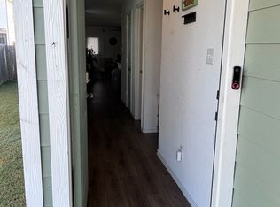 137 Hal Norton Way, Jarrell, TX 76537