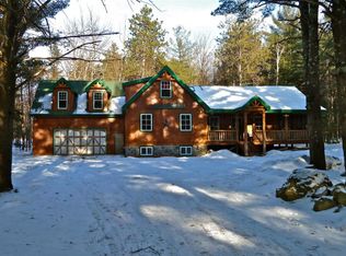 136 Indian Rock Rd, Wilmington, NY 12997