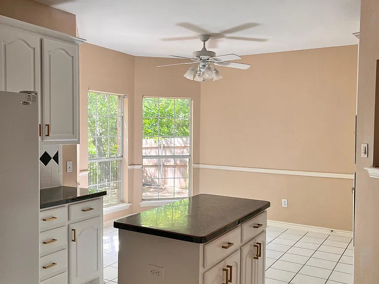 1009 Spanish Oak Dr — Photo 15