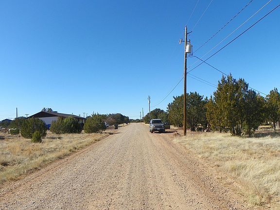 5th image of 8387 Rainbow Dr
