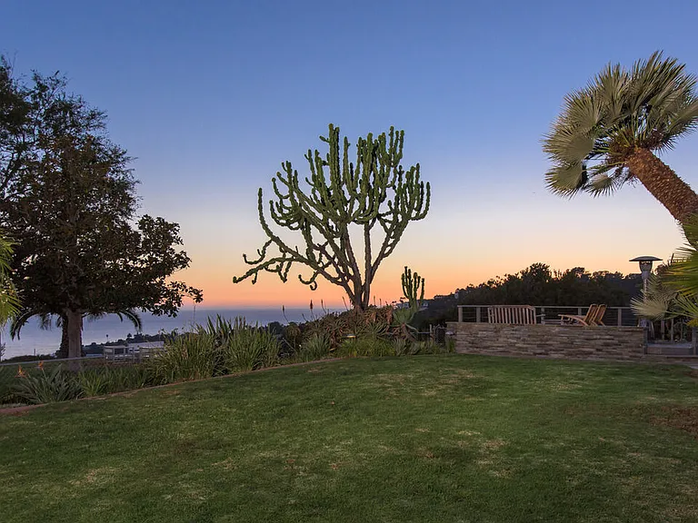843 Enchanted Way — Photo 29