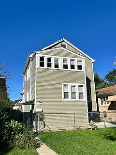 2 bed, $1,700 — Photo 1