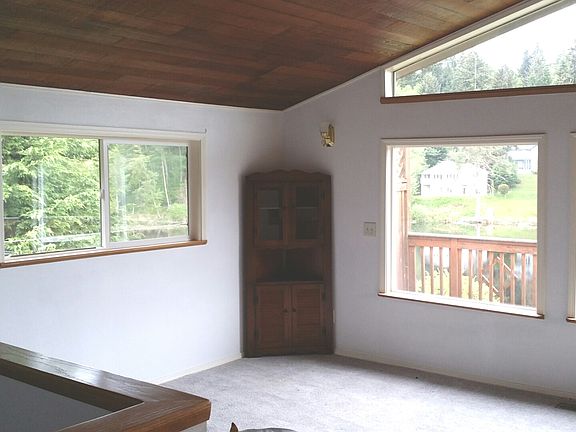 4th image of 1191 Honeymoon Lake Dr
