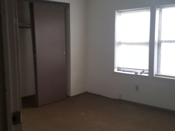 4th image of 3218 Harrison St APT 2B