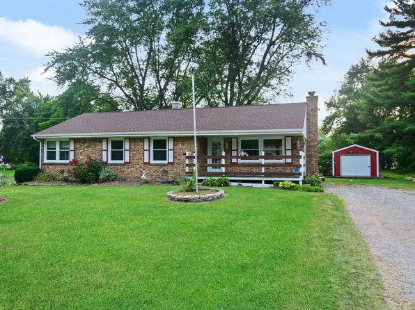 1242 Castle St, Chesterton, IN 46304