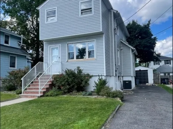 34 Shadyside Avenue, Dumont, NJ 07628