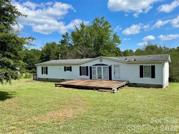 112 Flake Rd, Harmony, NC 28634