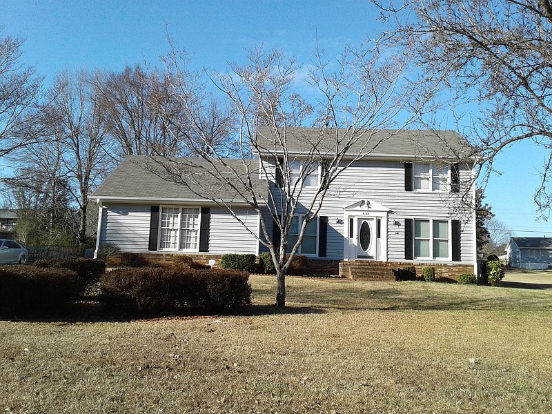 1st image of 682 Sugar Hill Ln SE