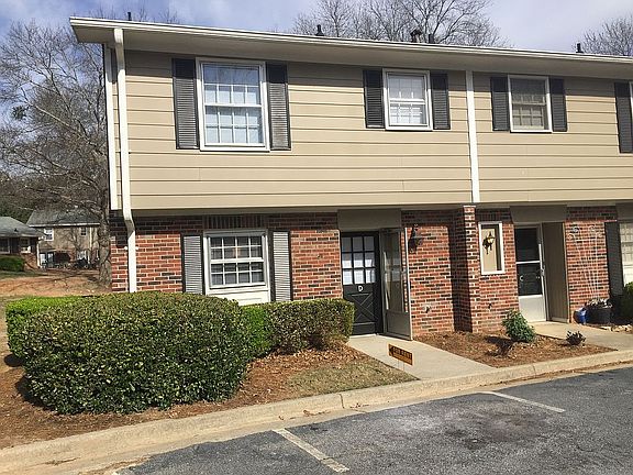 5th image of 2080 Kings Gate Cir APT D