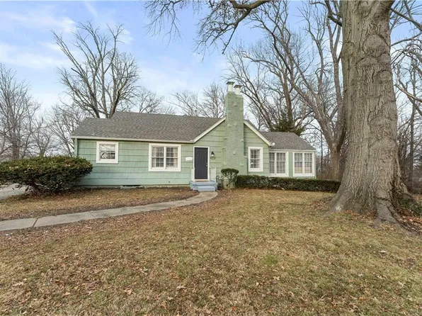 9108 E 68th St, Raytown, MO 64133