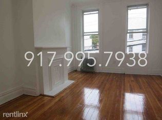 561 Onderdonk Ave, Flushing, NY 11385